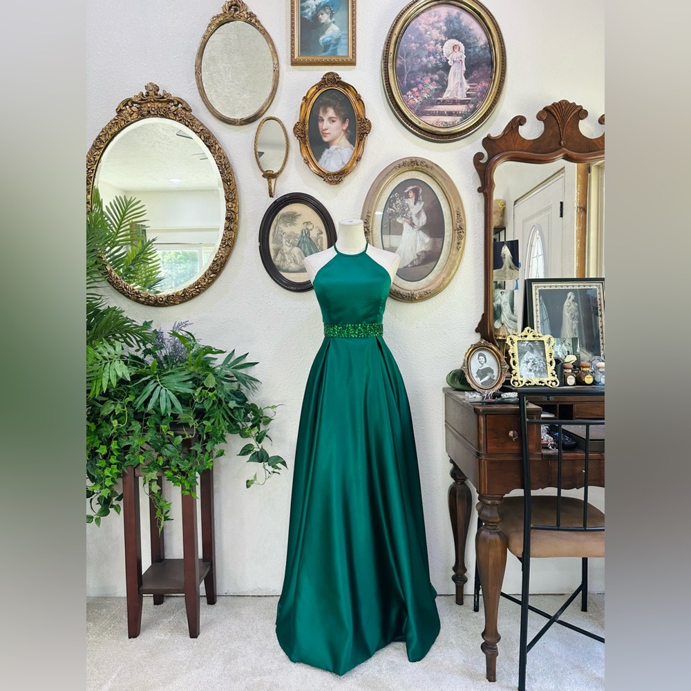 Emerald Green Satin Halter Prom Dress Size 2 Sequin Waist Formal Gown